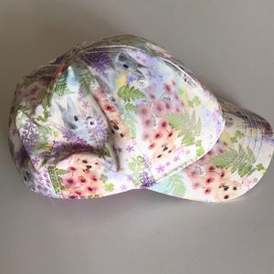 EUC H&M toddler girl hat size 12-18 months